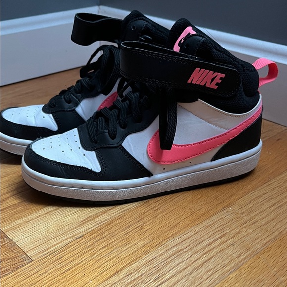 Nike Kids Sneakers - Black, White, and Pink - Picture 6 of 7